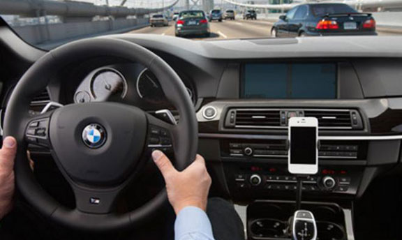 BMW-Siri-Eyes-Free