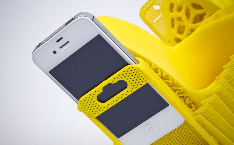 201030511 3D printed an iPhone shoe-2